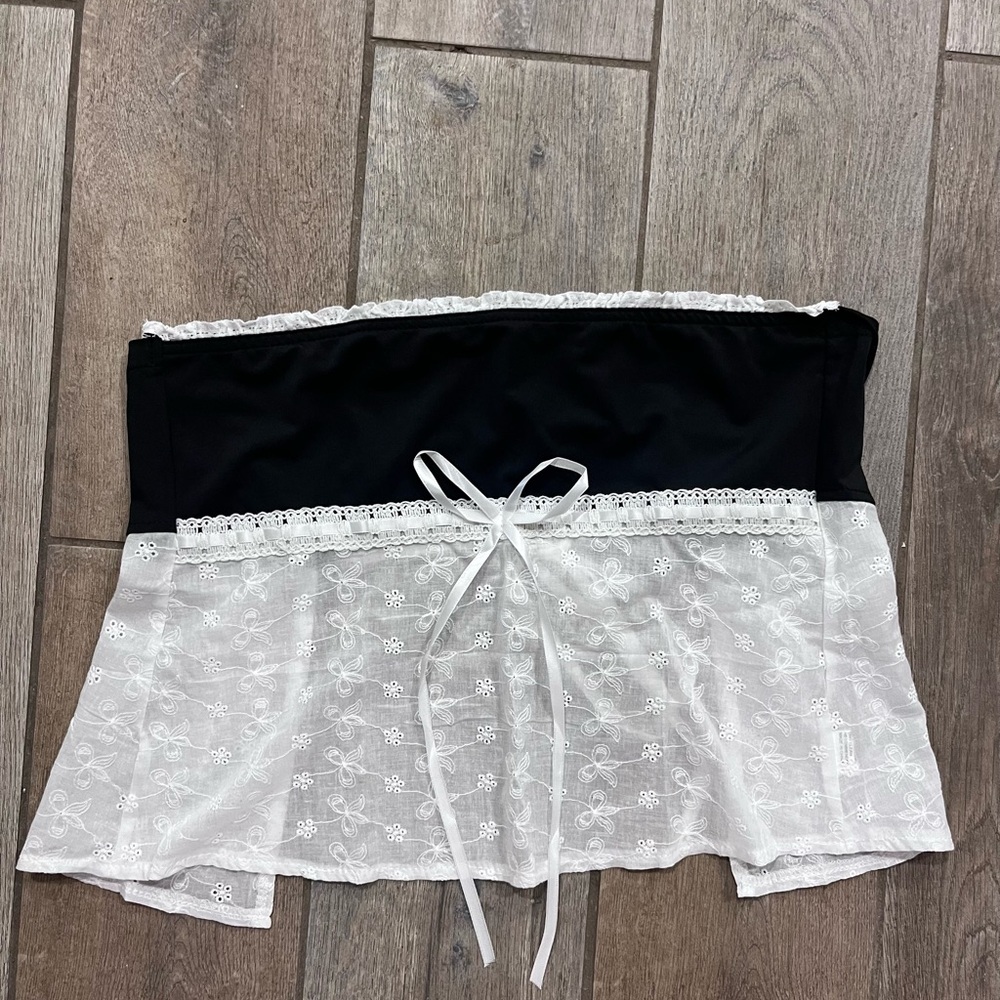 Black and White Lace Tube Top